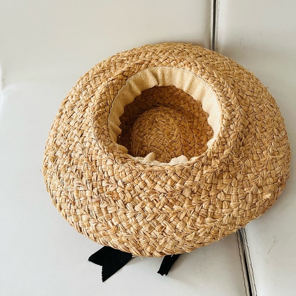 100% Straw Elegant Hat with Black Ribbon